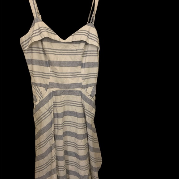 Sundress with pockets Sz. small - Picture 3 of 6
